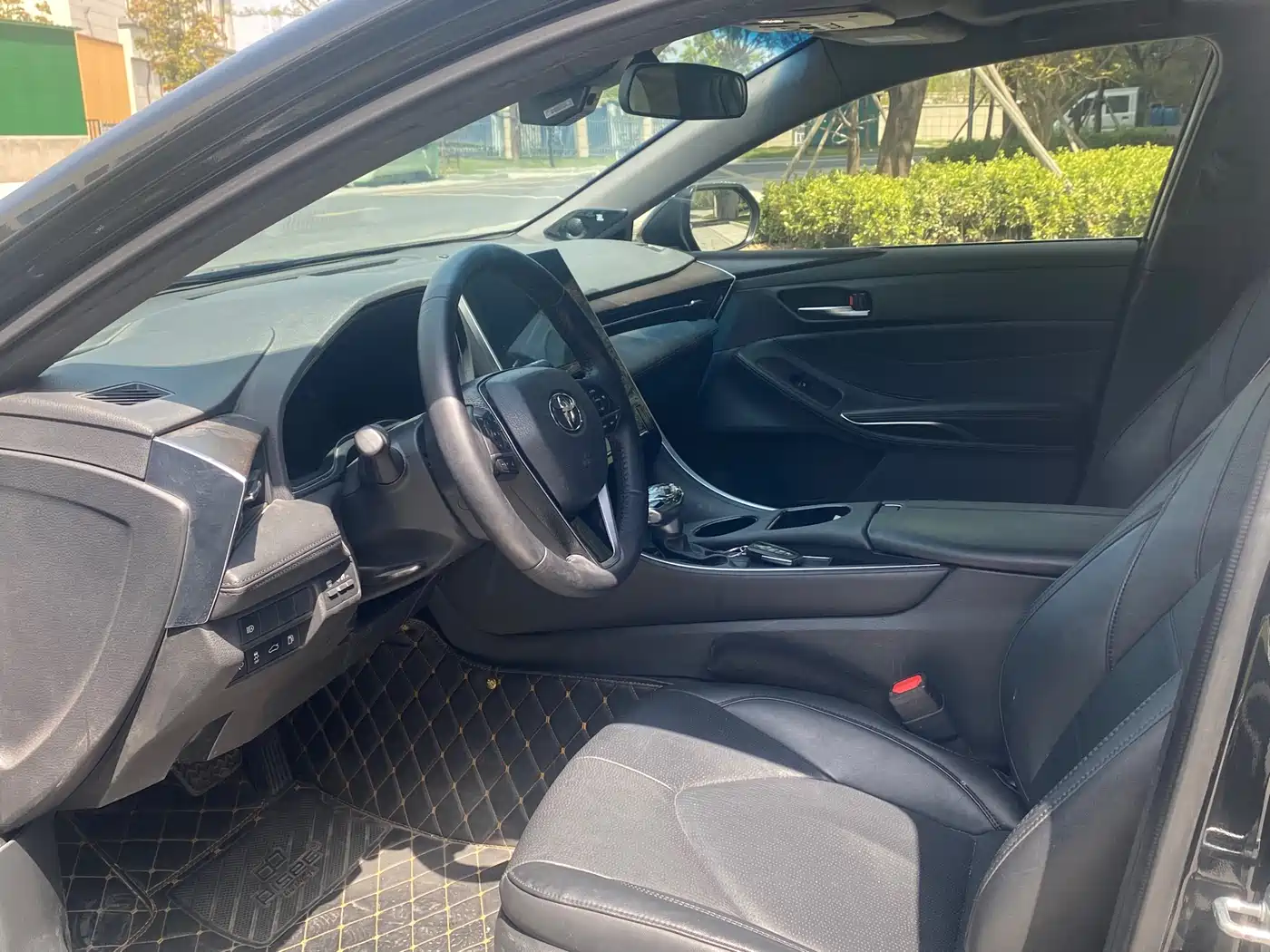 Toyota Avalon 2022 2.0L Luxury Edition фото 13