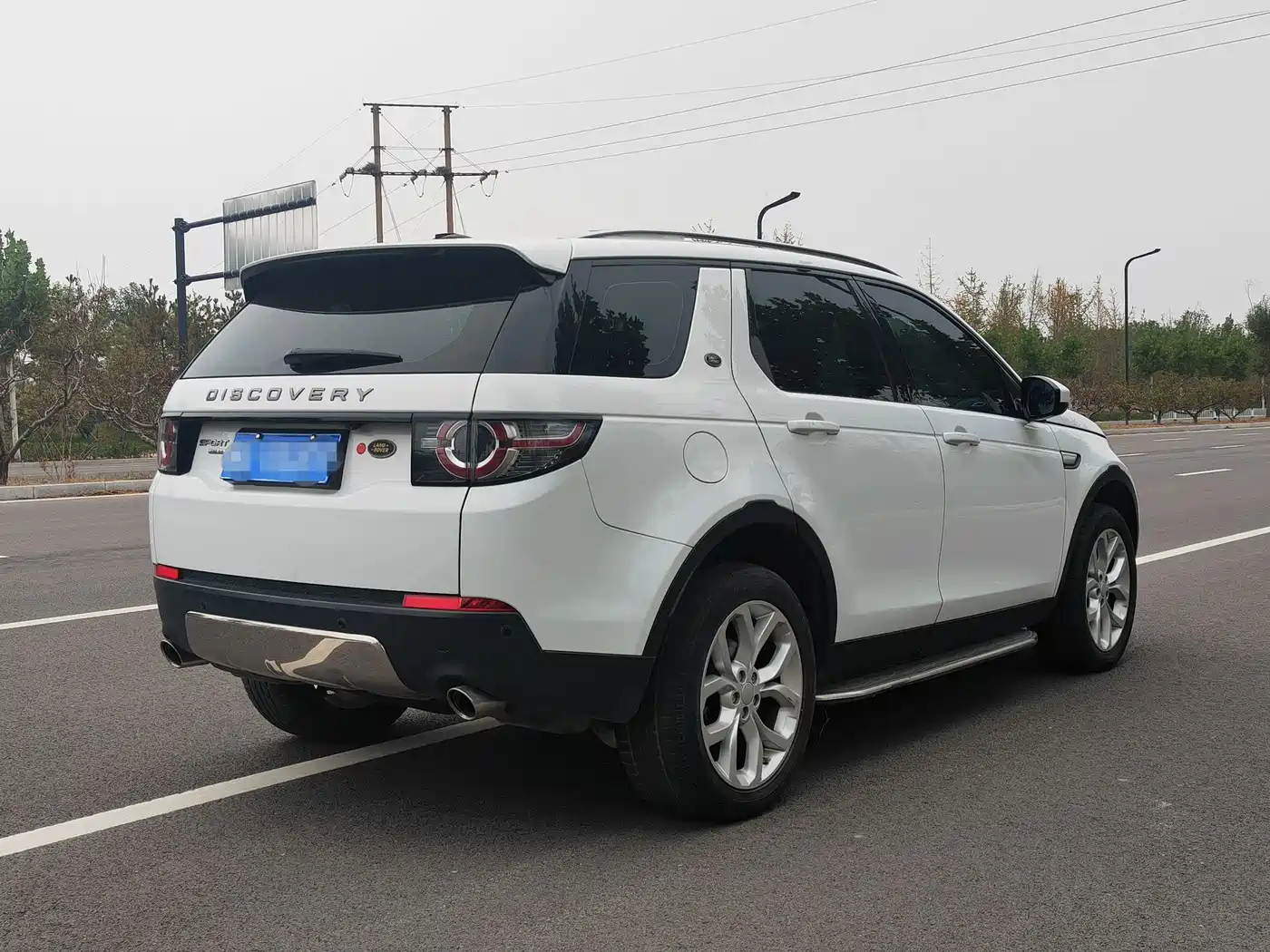 Land Rover Discovery Sport 2016 2.0T HSE фото 6