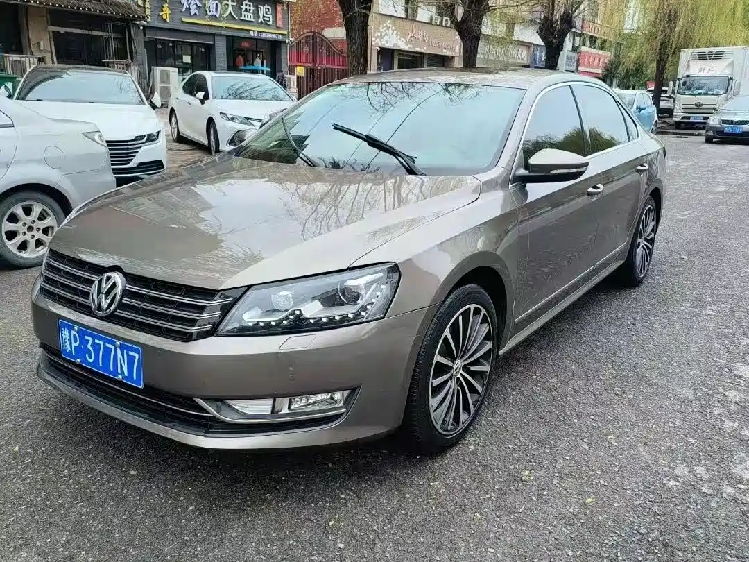 Volkswagen Passat 2015 1.8TSI DSG Prestige Edition