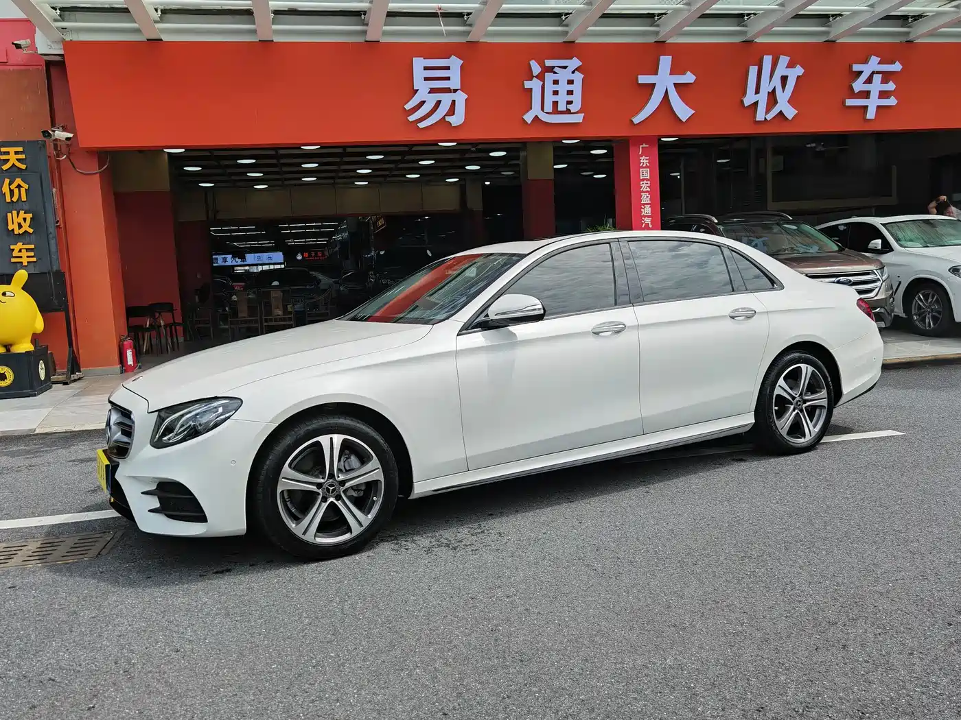 Mercedes-Benz E-Class 2018 E 200 L Sport фото 4