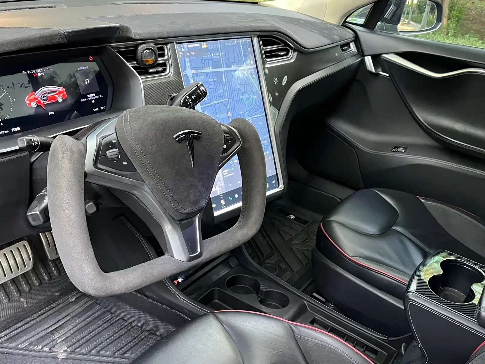 Фото 8 - Tesla Model S