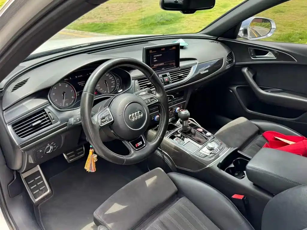 Audi S6 2013 S6 4.0TFSI фото 5