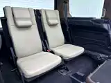 Photo 17 - Land Rover Discovery