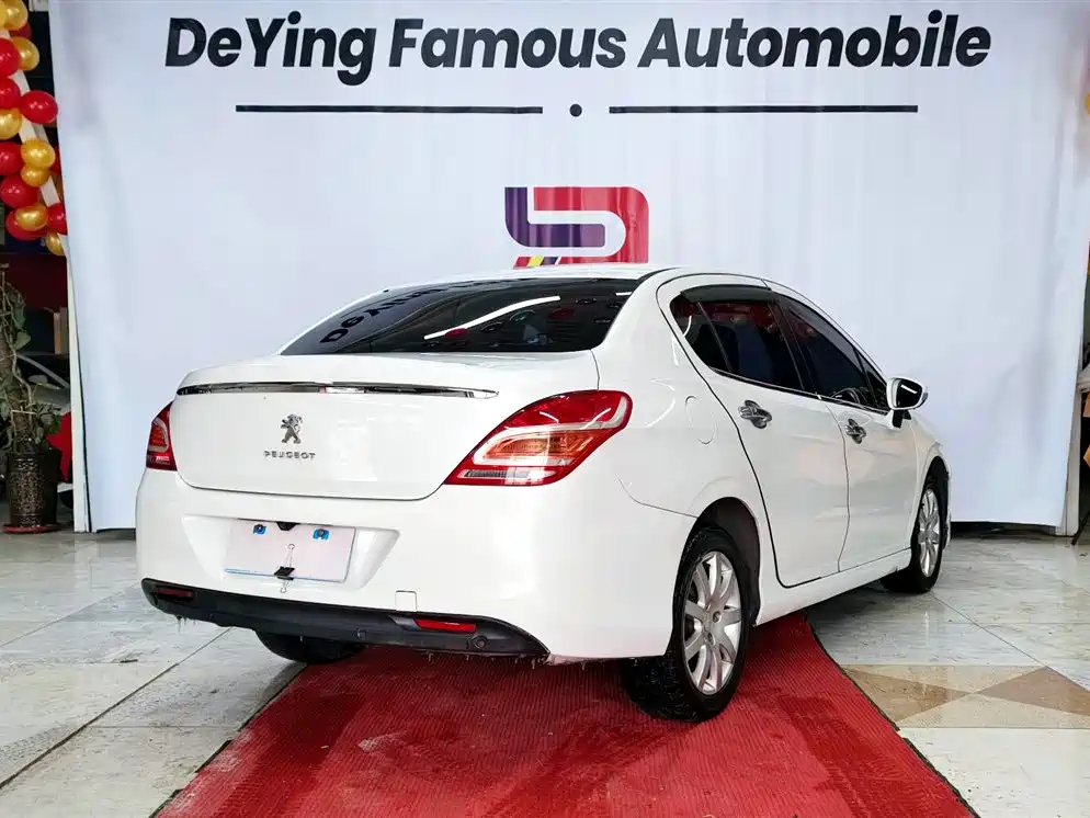 Peugeot 308 2016 1.6L Automatic Fashion фото 4