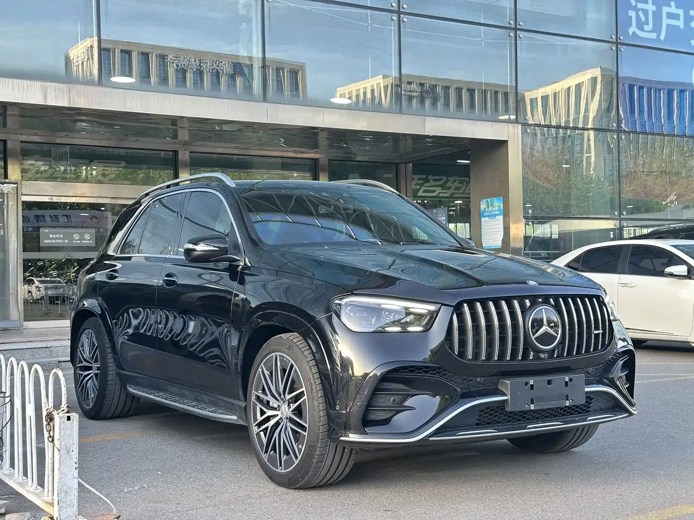 MERCEDES-BENZ GLE AMG