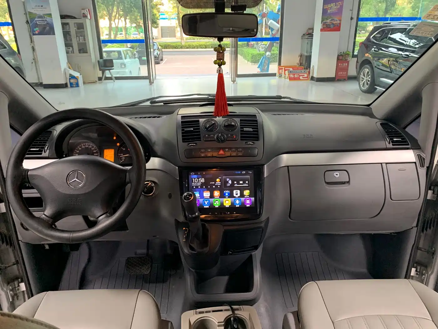 Mercedes-Benz Vito 2011 2.5L Elite Edition фото 17