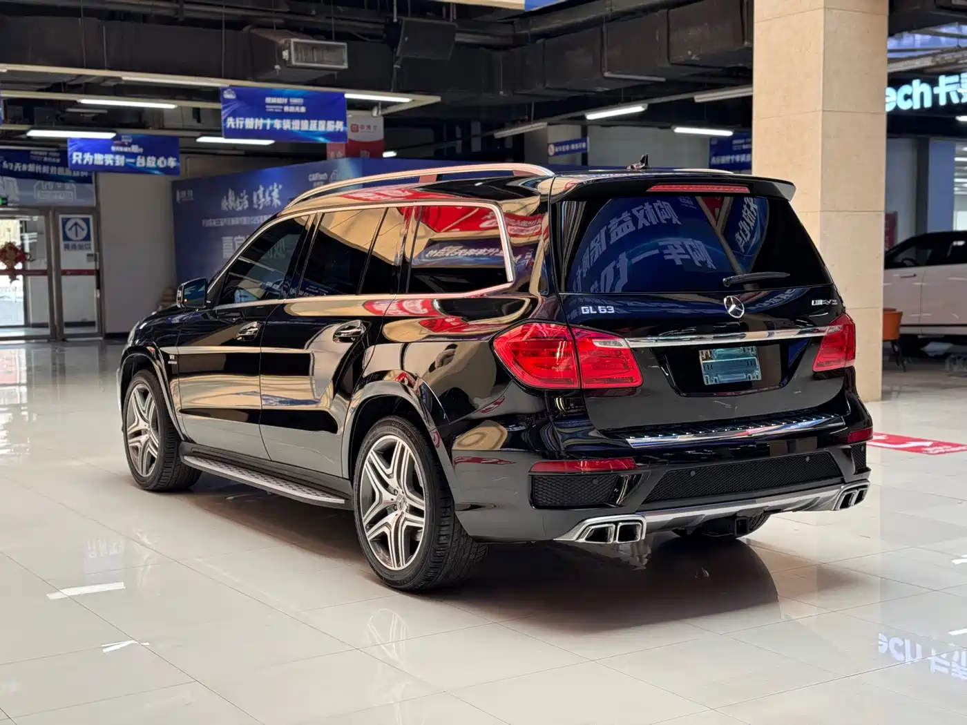 Mercedes-Benz GL-Class AMG 2014 AMG GL 63 фото 6