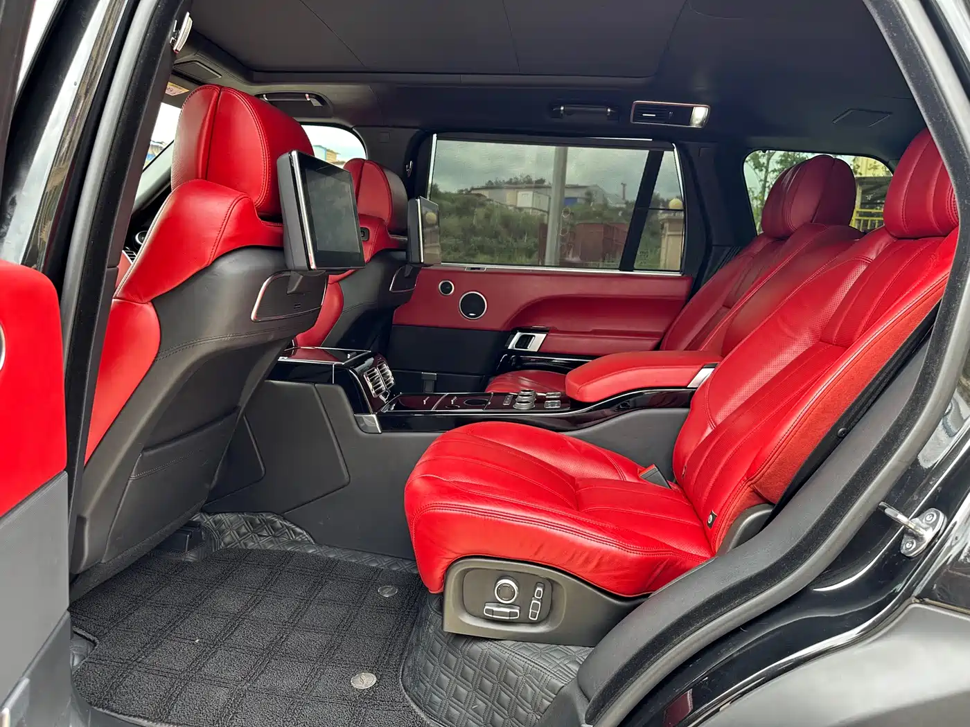 LAND ROVER RANGE ROVER