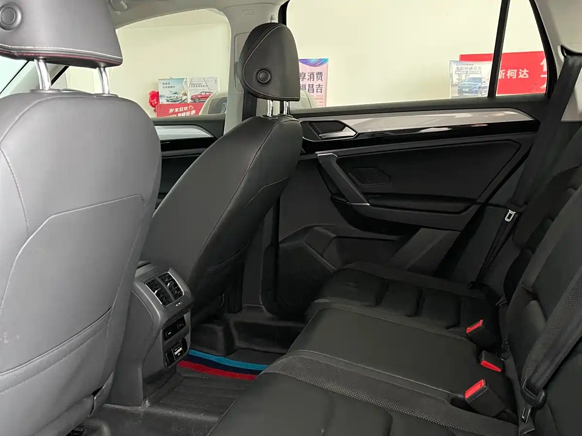 Volkswagen Tayron 2019 330TSI 4WD Luxury China VI фото 6