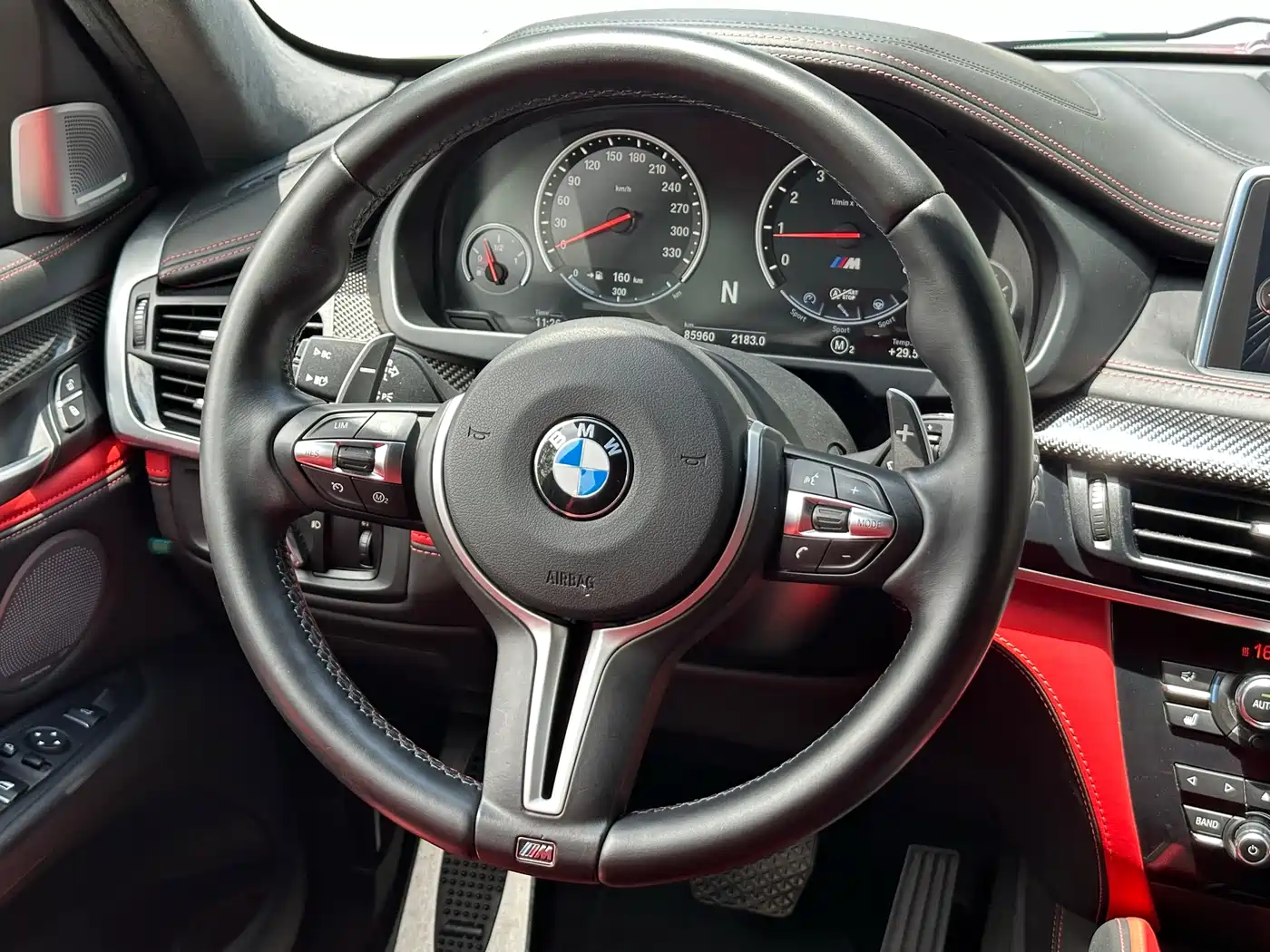 BMW X6 M 2015 X6 M фото 17