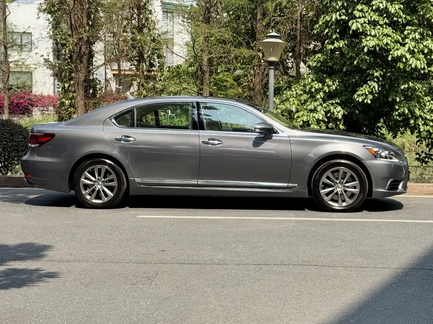 Lexus LS 2016 460L AWD Premium фото 4