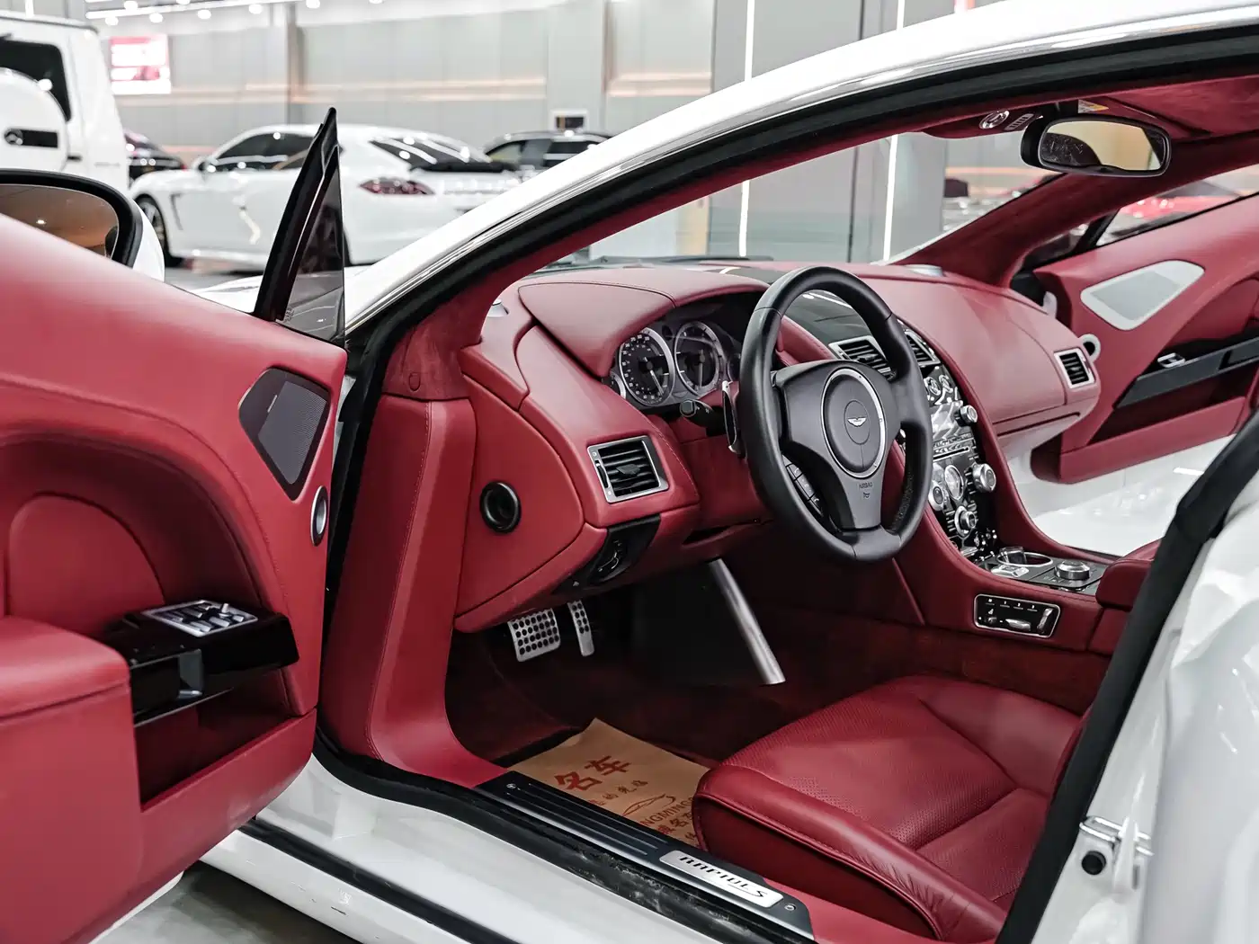 Aston Martin Rapide 2014 Model 6.0L S Centennial Edition фото 13