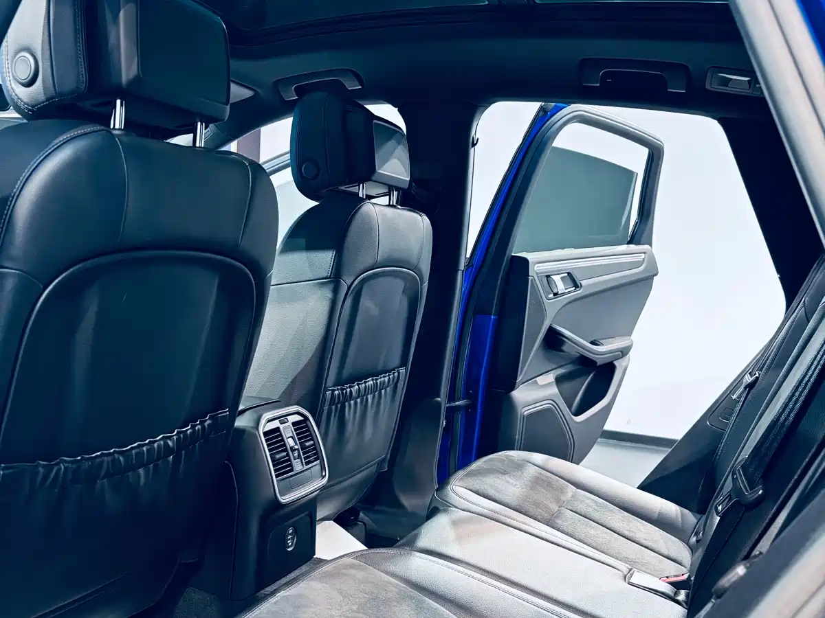 Porsche Macan 2018 Macan 2.0T фото 15