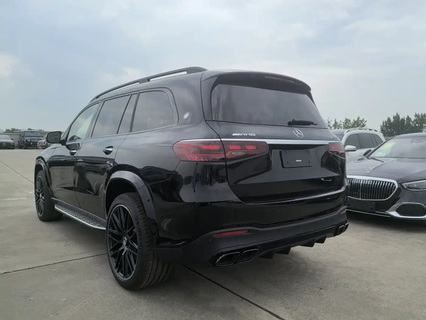 Mercedes-Benz GLS AMG 2024 AMG GLS 63 4MATIC+ фото 4