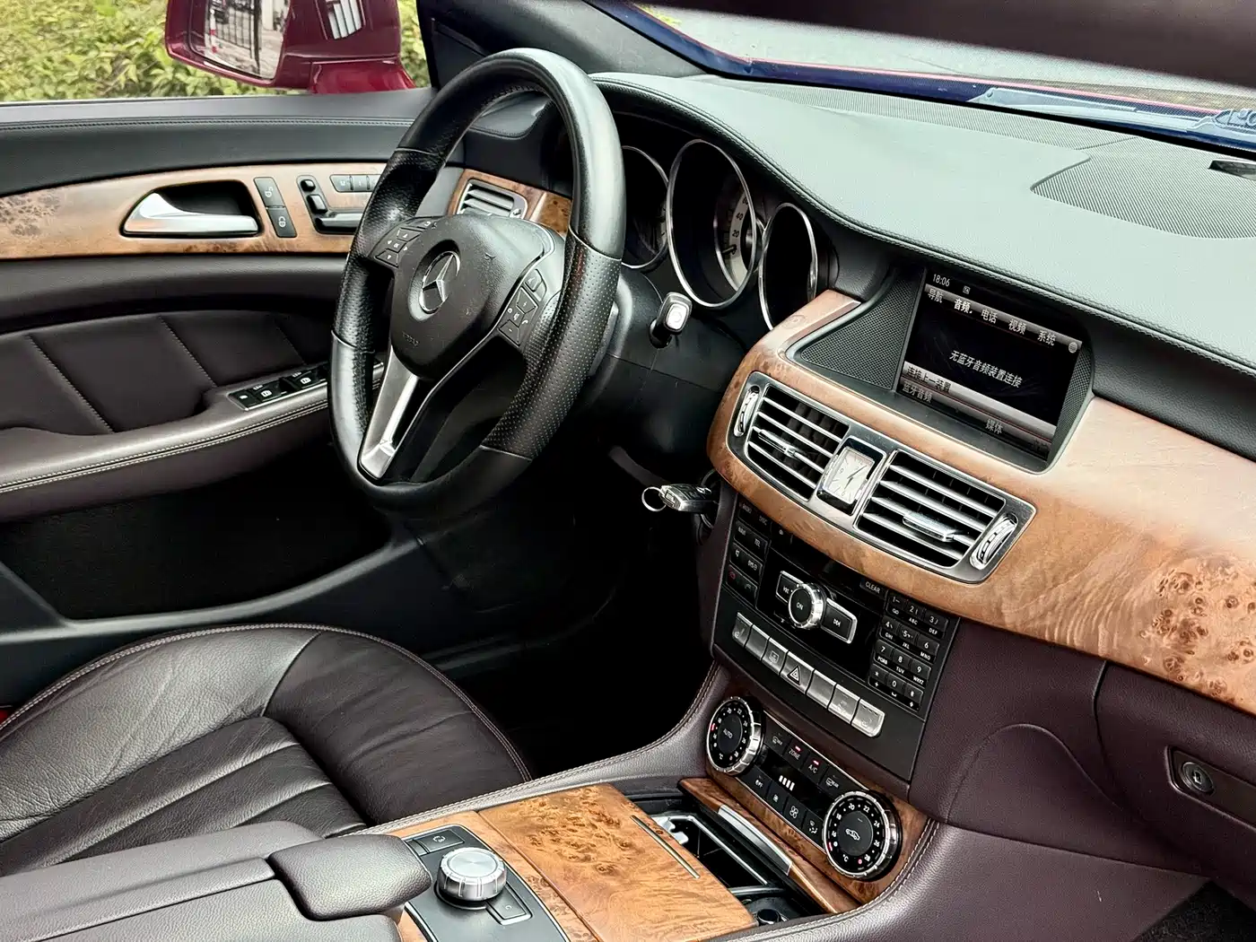 Mercedes-Benz CLS 2012 CLS 300 CGI фото 10