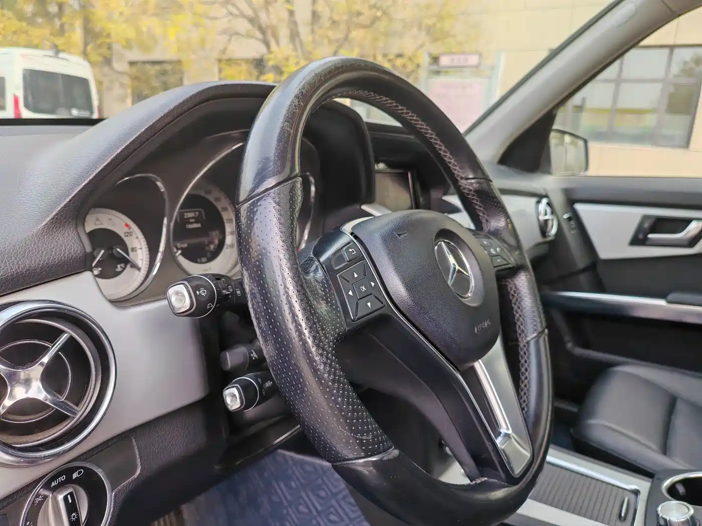 Mercedes-Benz GLK-Class 2013 GLK 300 4MATIC Luxury фото 11