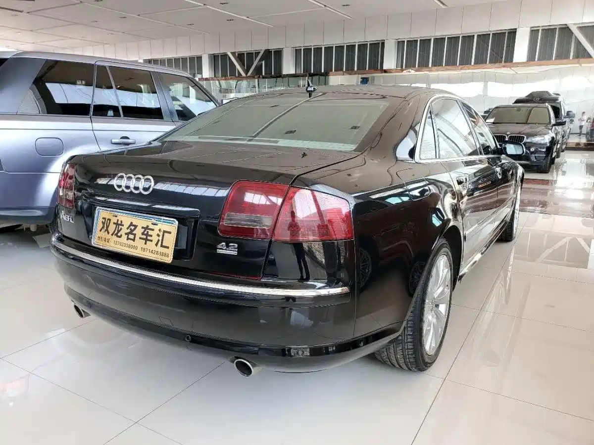 Audi A8 2005 A8L 4.2L фото 3