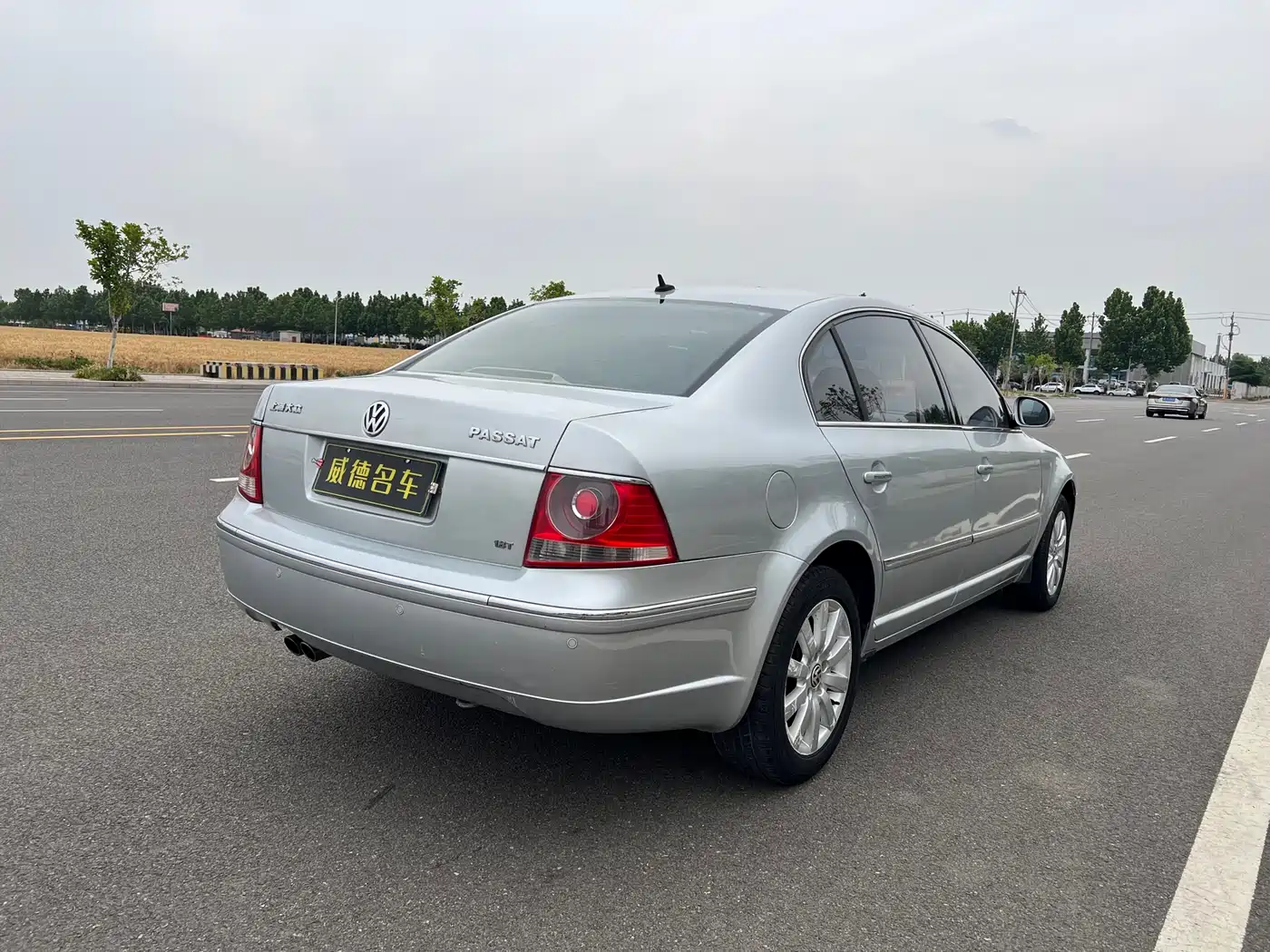 Volkswagen Passat Lingyu 2007 1.8T Automatic Luxury фото 5