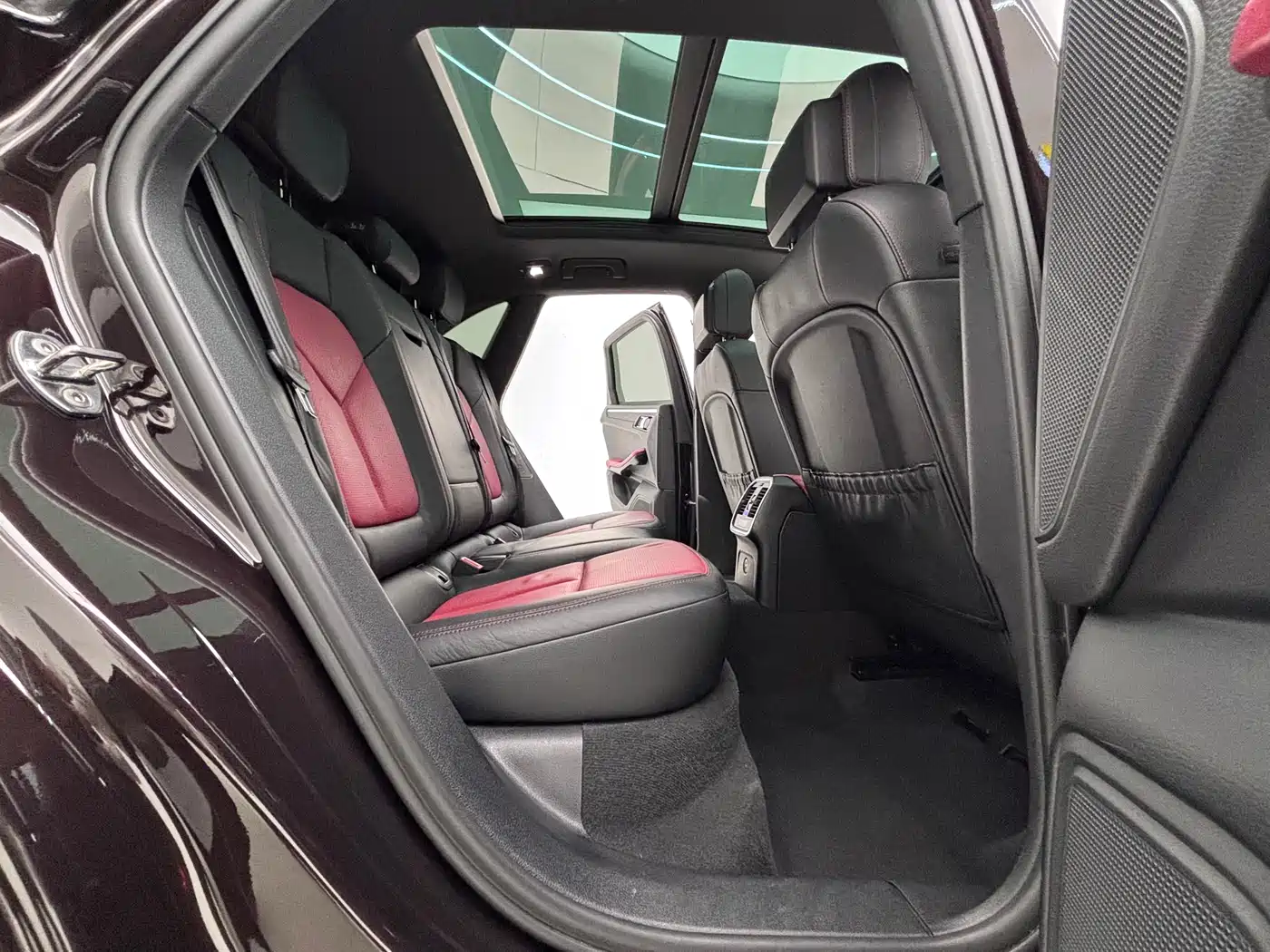 Porsche Macan 2021 Macan 2.0T фото 24