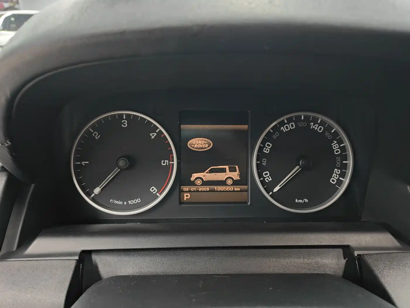 Land Rover Discovery 2009 Model 2.7 TDV6-S фото 15