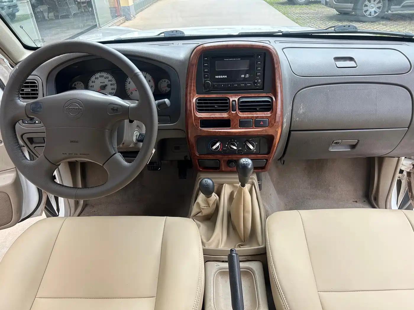 Nissan ZN Van 2011 2011 2.4L 4WD Standard 5-seater ZN6493
