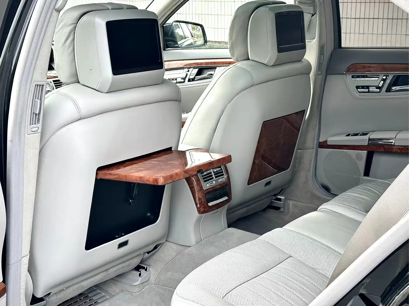 Mercedes-Benz S-Class 2010 S 600 L фото 21