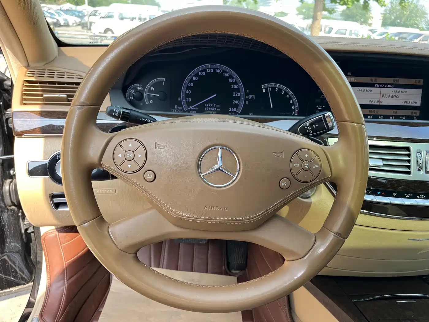 Mercedes-Benz S-Class 2012 S 300 L Luxury Grand Edition фото 26