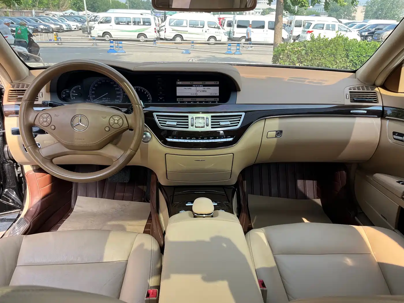 Mercedes-Benz S-Class 2012 S 300 L Luxury Grand Edition фото 17