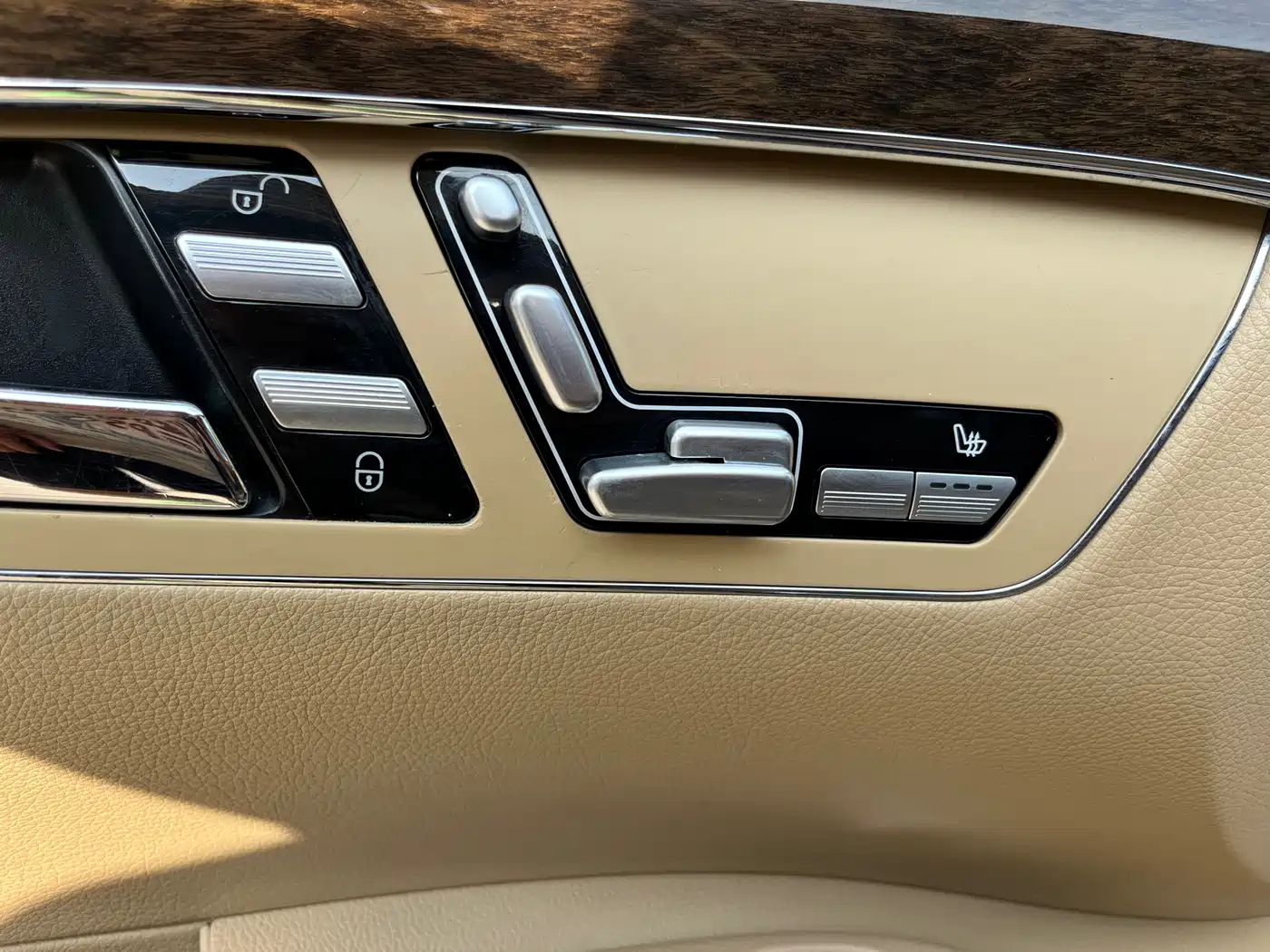 Mercedes-Benz S-Class 2012 S 300 L Luxury Grand Edition фото 7