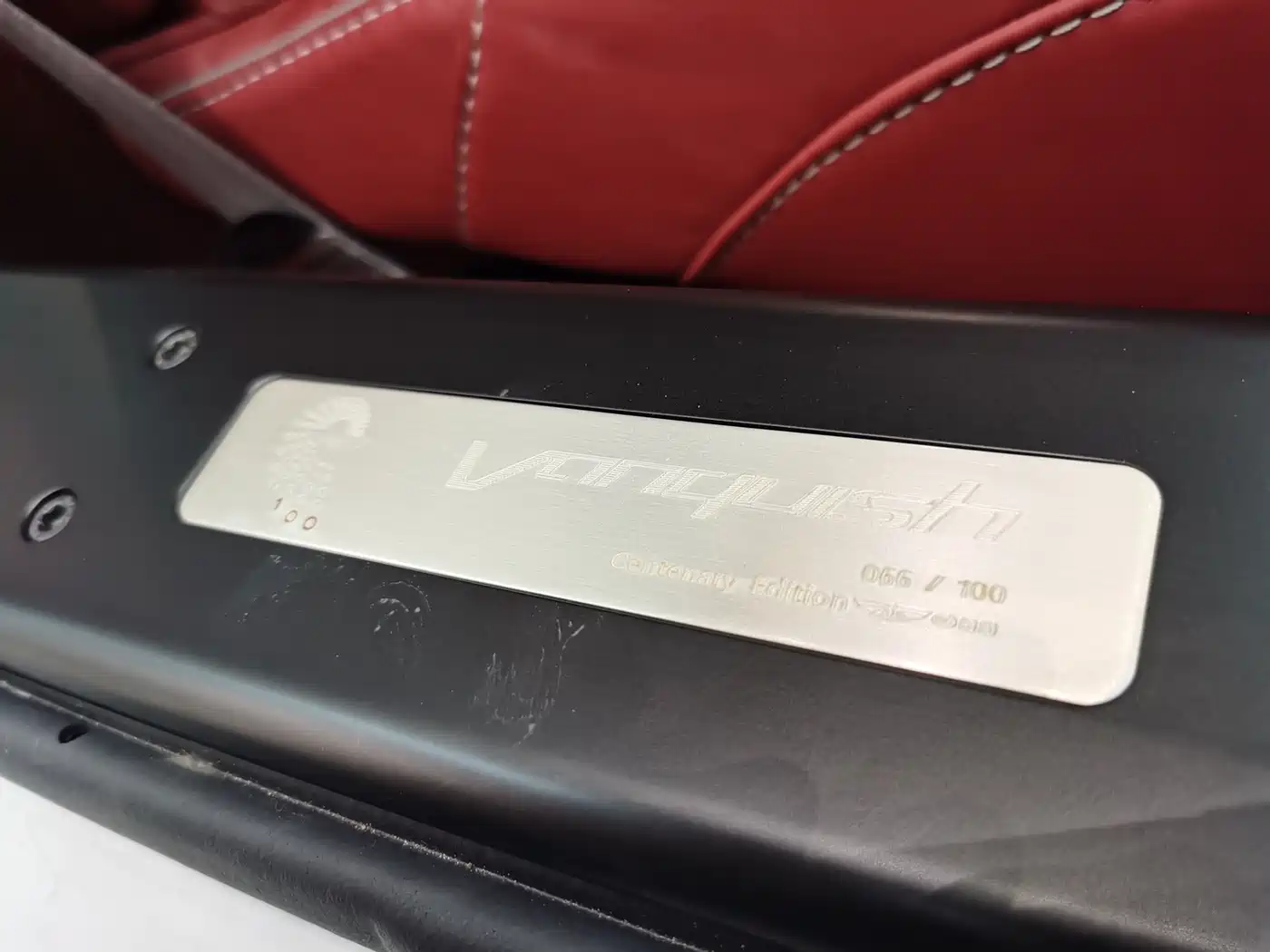 Aston Martin Vanquish 2014 Model 6.0L Centennial Edition фото 14