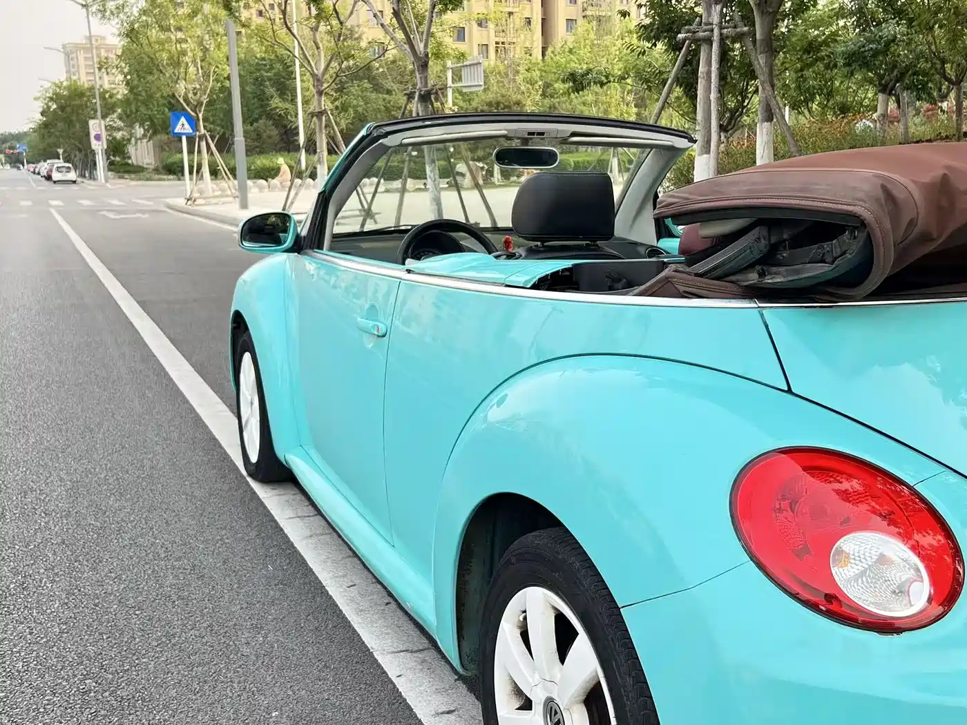 Volkswagen Beetle 2008 2006 Model 2.0 Convertible Luxury Edition