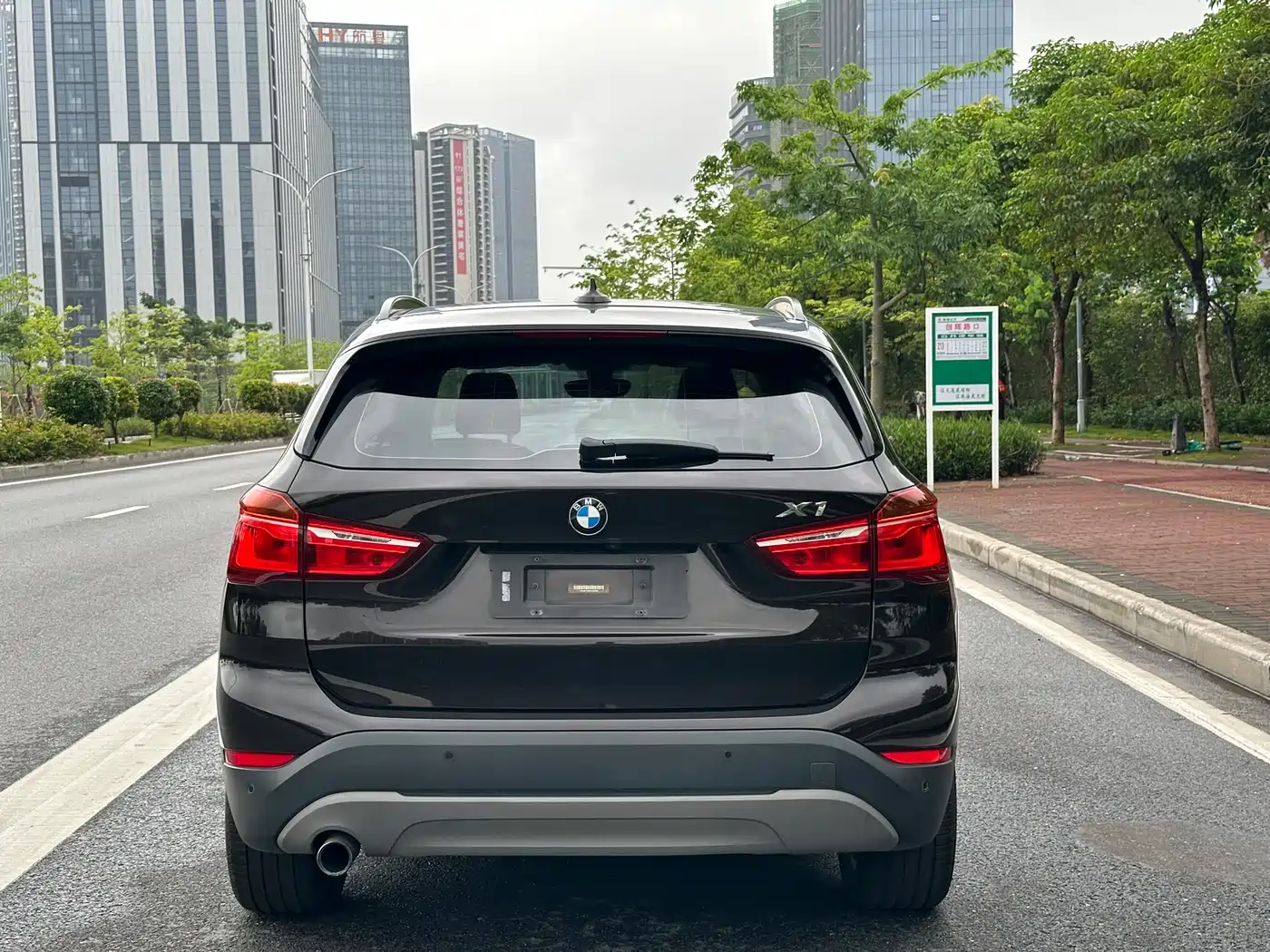 BMW X1 2016 sDrive18Li Premium Model фото 5