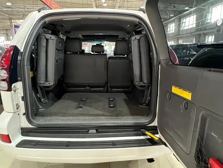 Toyota Prado 2005 Model 4.0L Automatic GX Luxury Edition фото 14