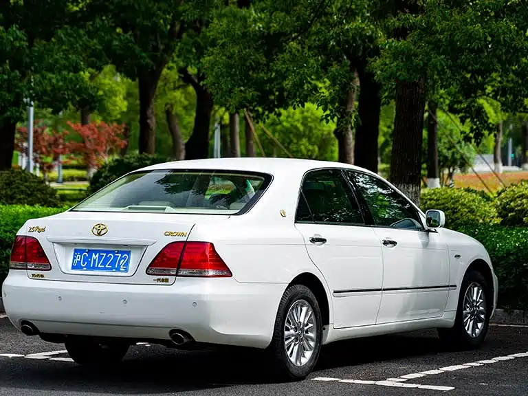 Toyota Crown 2008 2.5L 5th Anniversary Edition фото 5