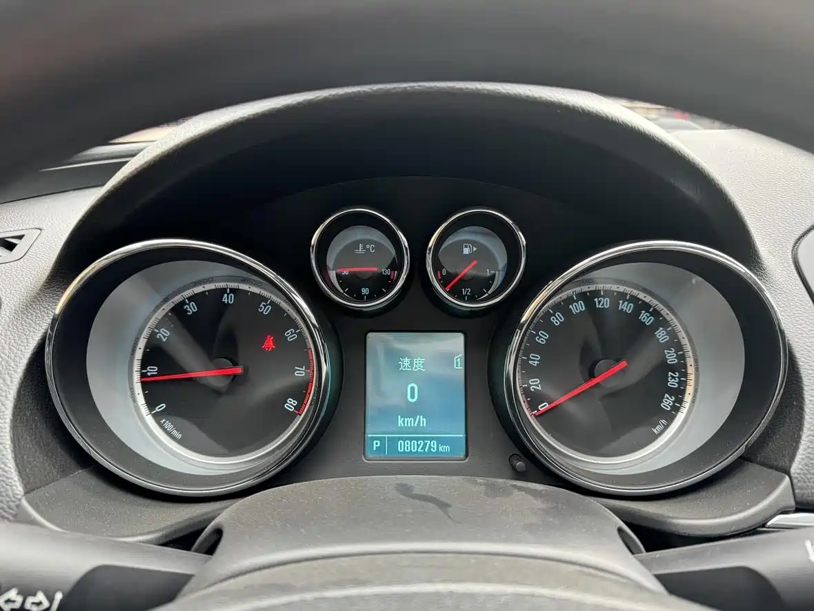 Buick Regal 2015 1.6T Leading Tech Edition фото 11