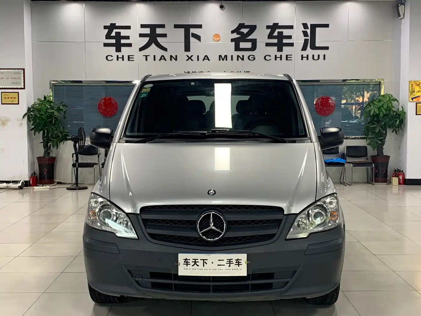 Mercedes-Benz Vito 2011 2.5L Elite Edition фото 2