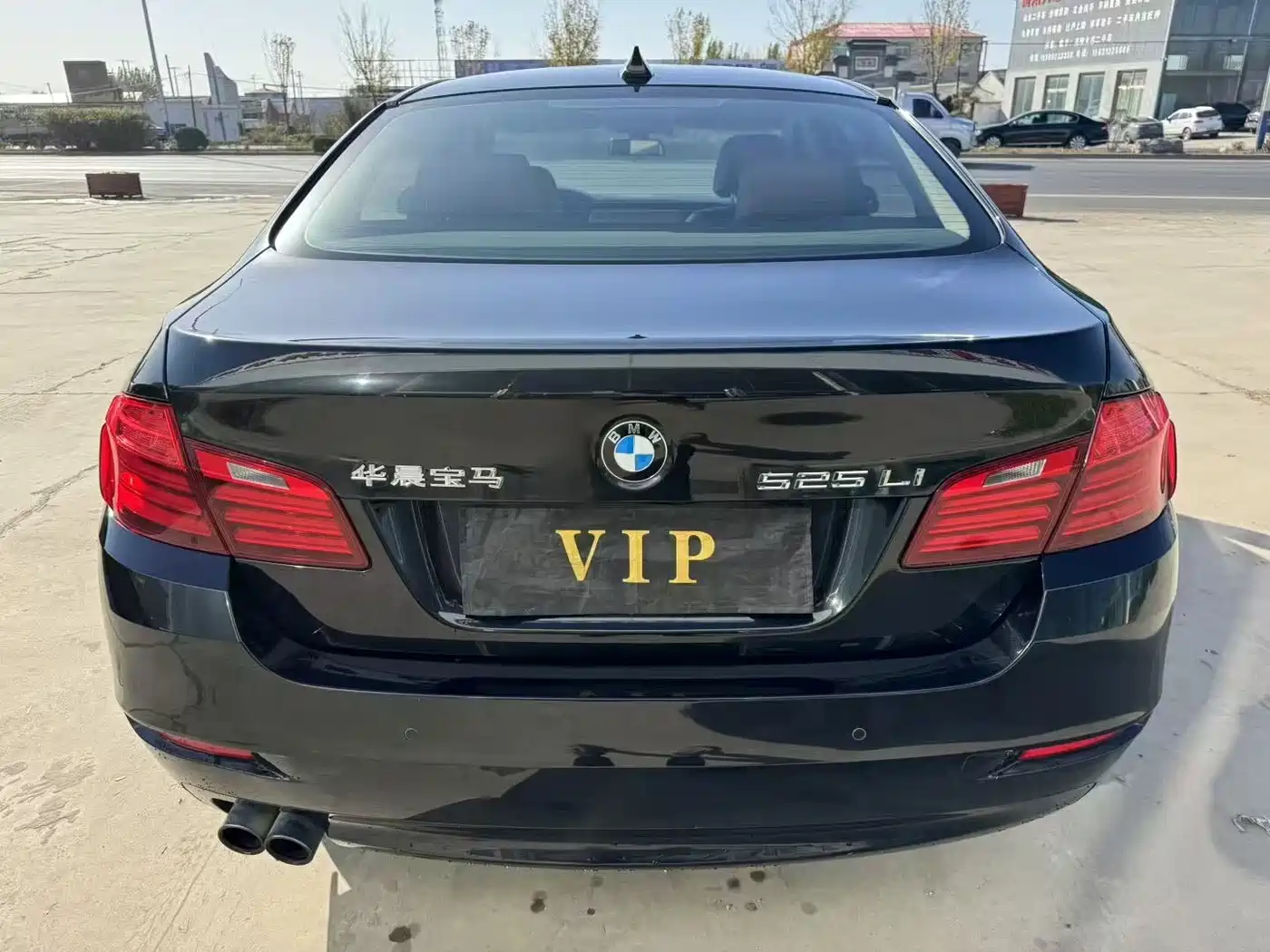 BMW 5 Series 2017 525Li Leading Edition фото 5