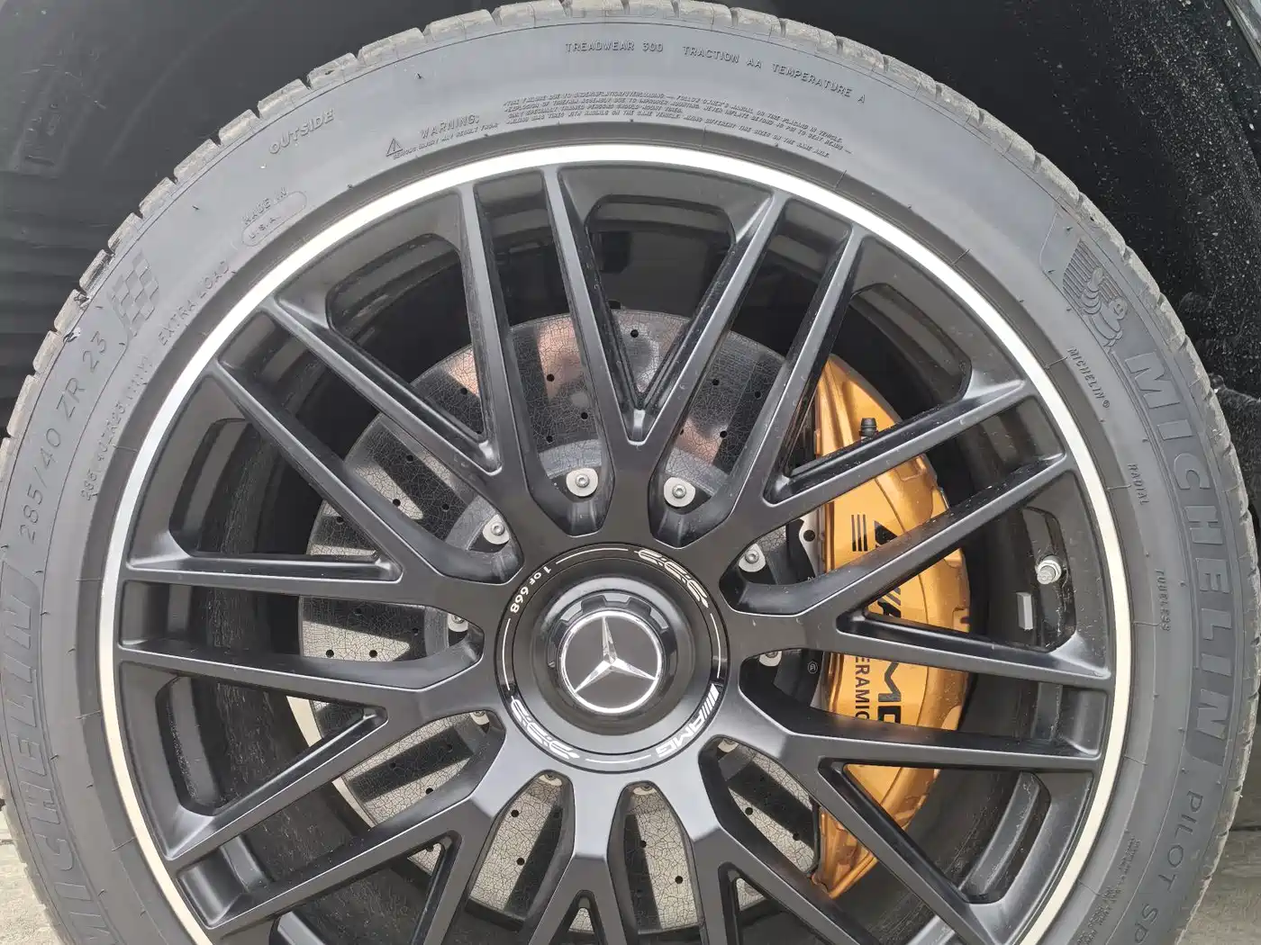 Mercedes-Benz GLS AMG 2024 AMG GLS 63 4MATIC+ фото 14