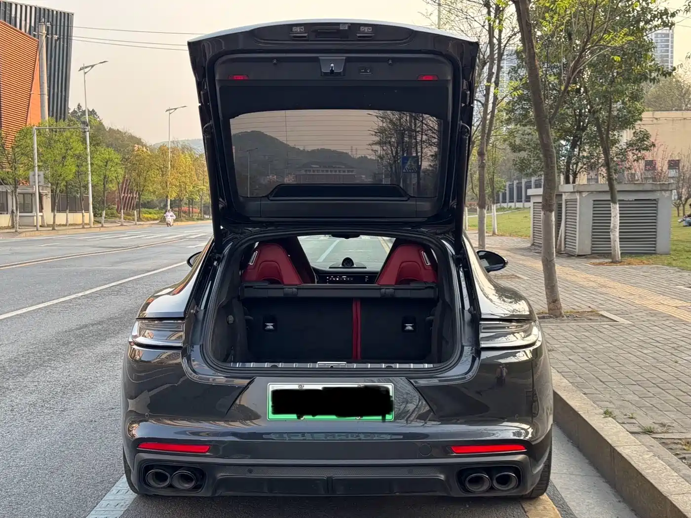 Porsche Panamera New Energy 2023 Facelift Panamera 4 E-Hybrid Platinum Edition 2.9T фото 8