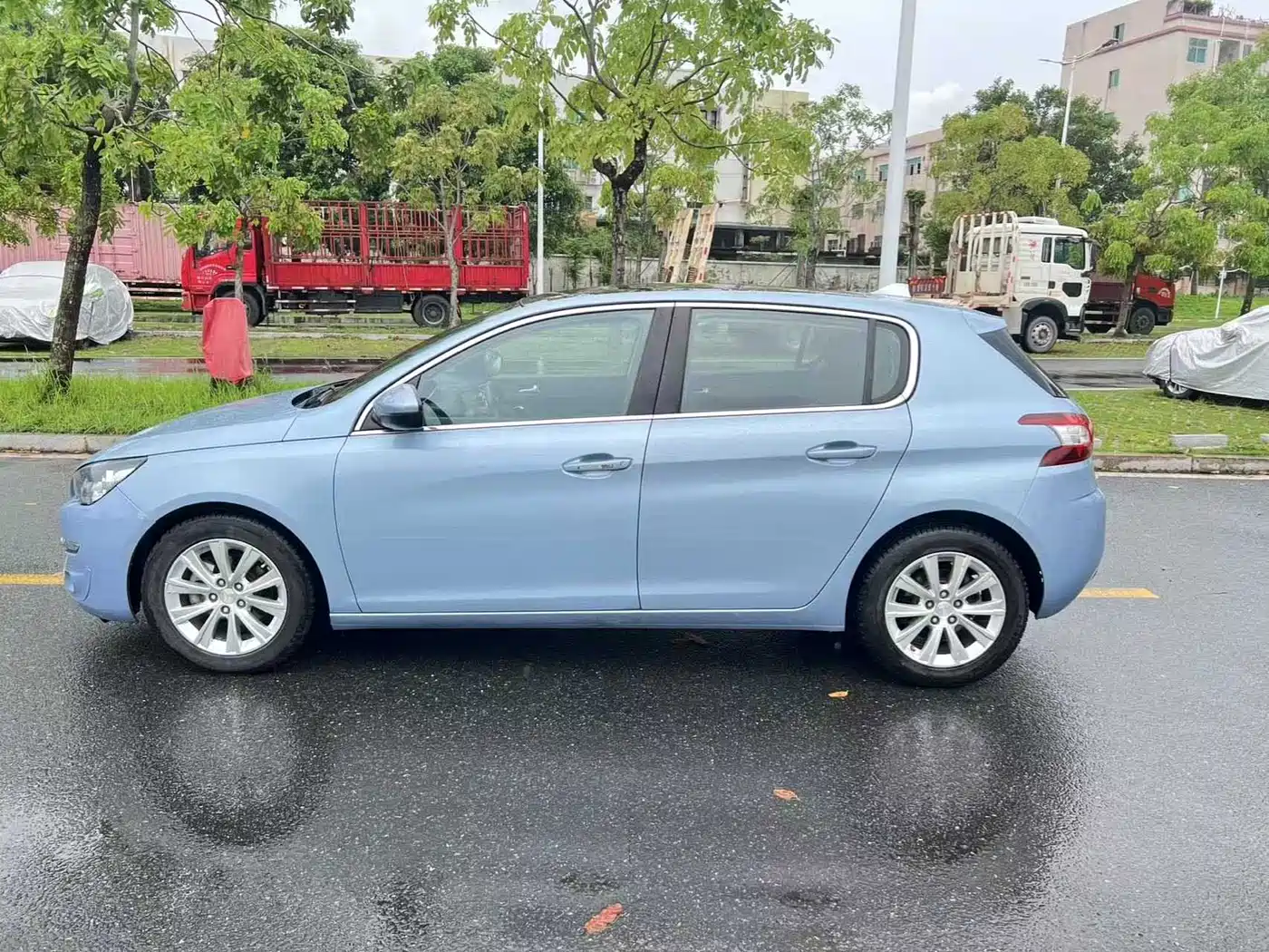Peugeot 308S 2016 2015 1.2T Auto Dynamic Edition