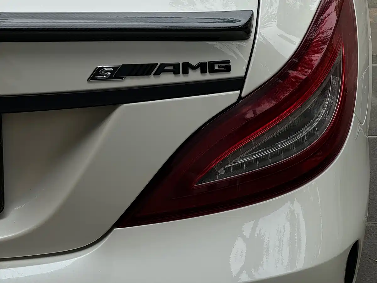 Mercedes-Benz CLS AMG 2015 AMG CLS 63 S 4MATIC фото 5