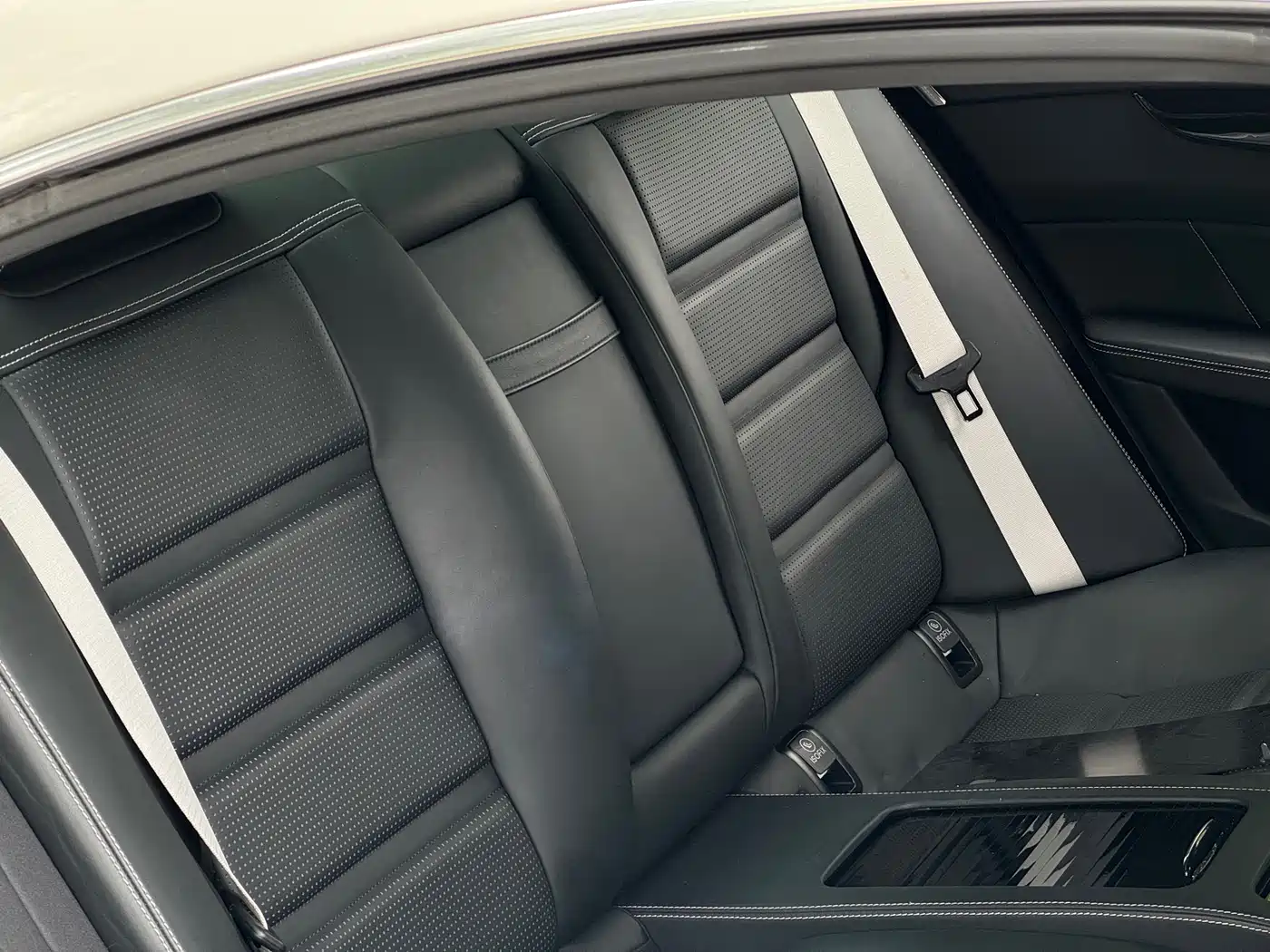 Mercedes-Benz CLS AMG 2015 AMG CLS 63 S 4MATIC фото 16
