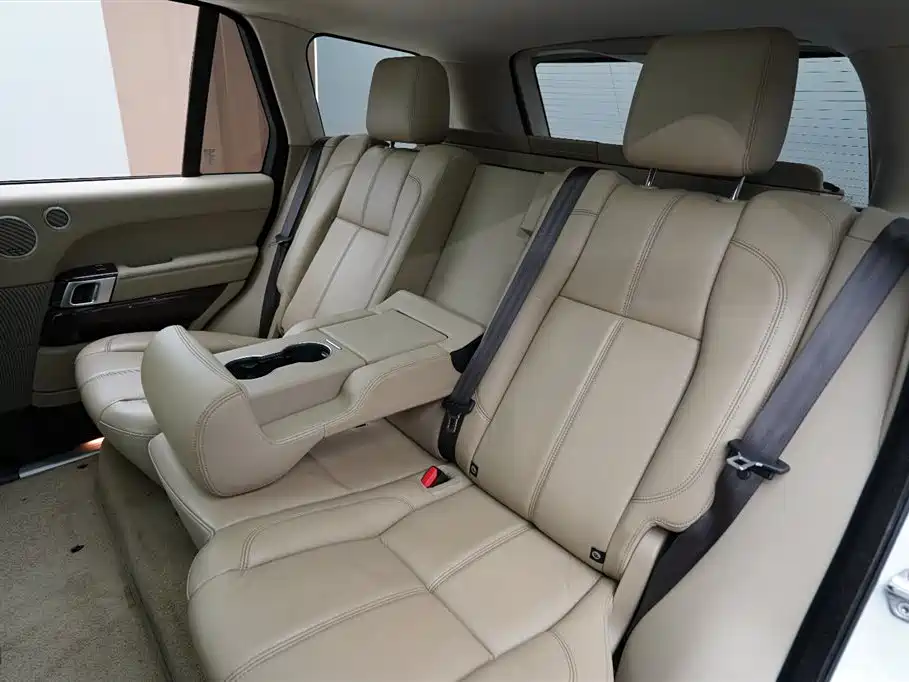 Land Rover Range Rover 2015 3.0 TDV6 Vogue фото 14