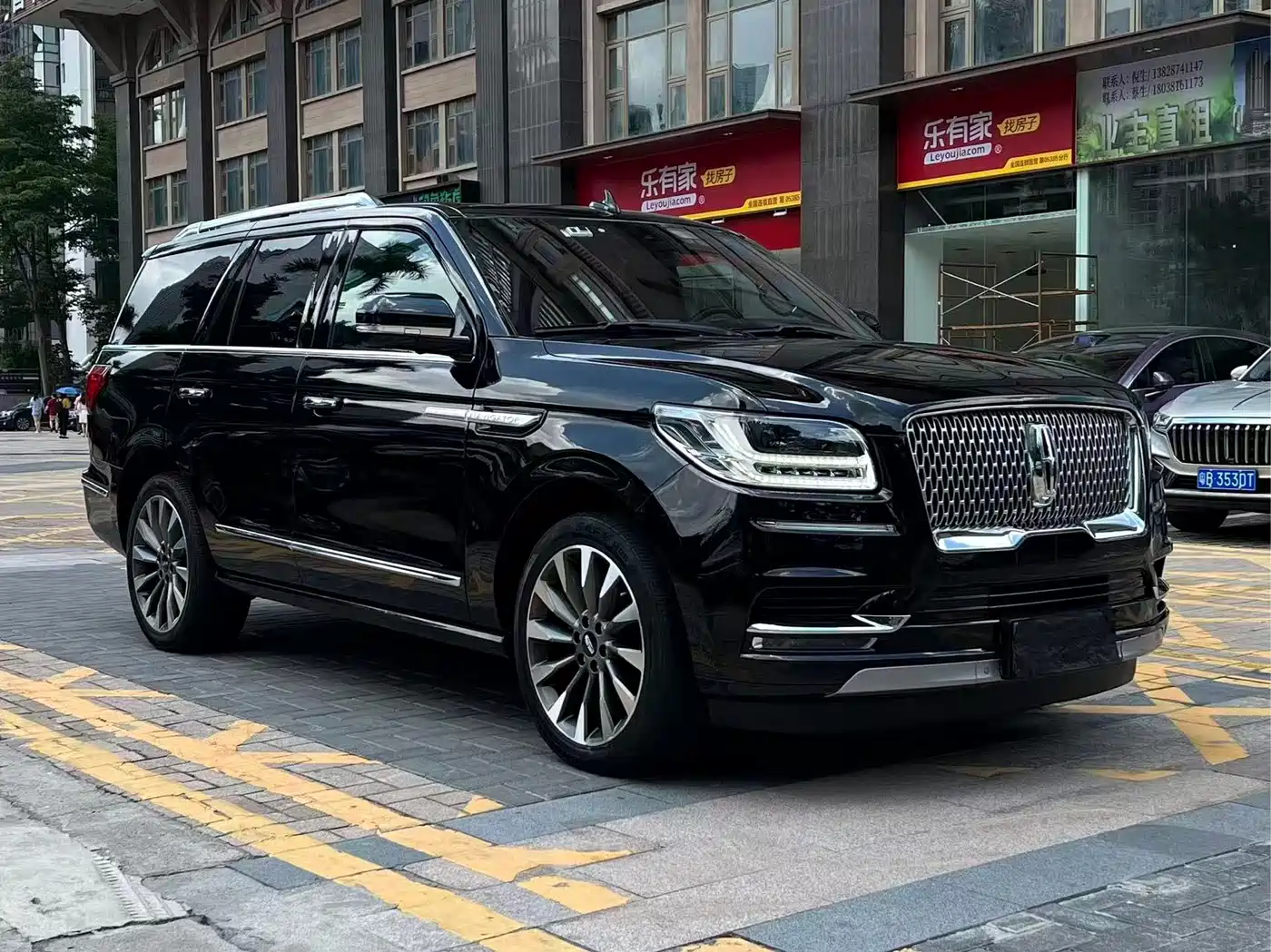 Lincoln Navigator 2019 3.5T Ultimate China VI фото 3