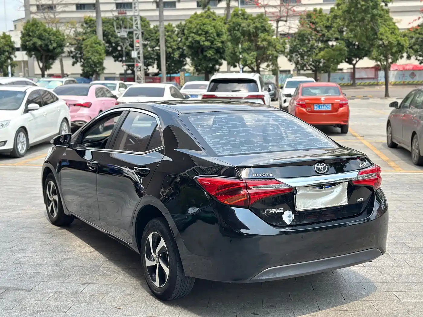 Toyota Levin 2017 Facelift 185T CVT Elite (China V) фото 9