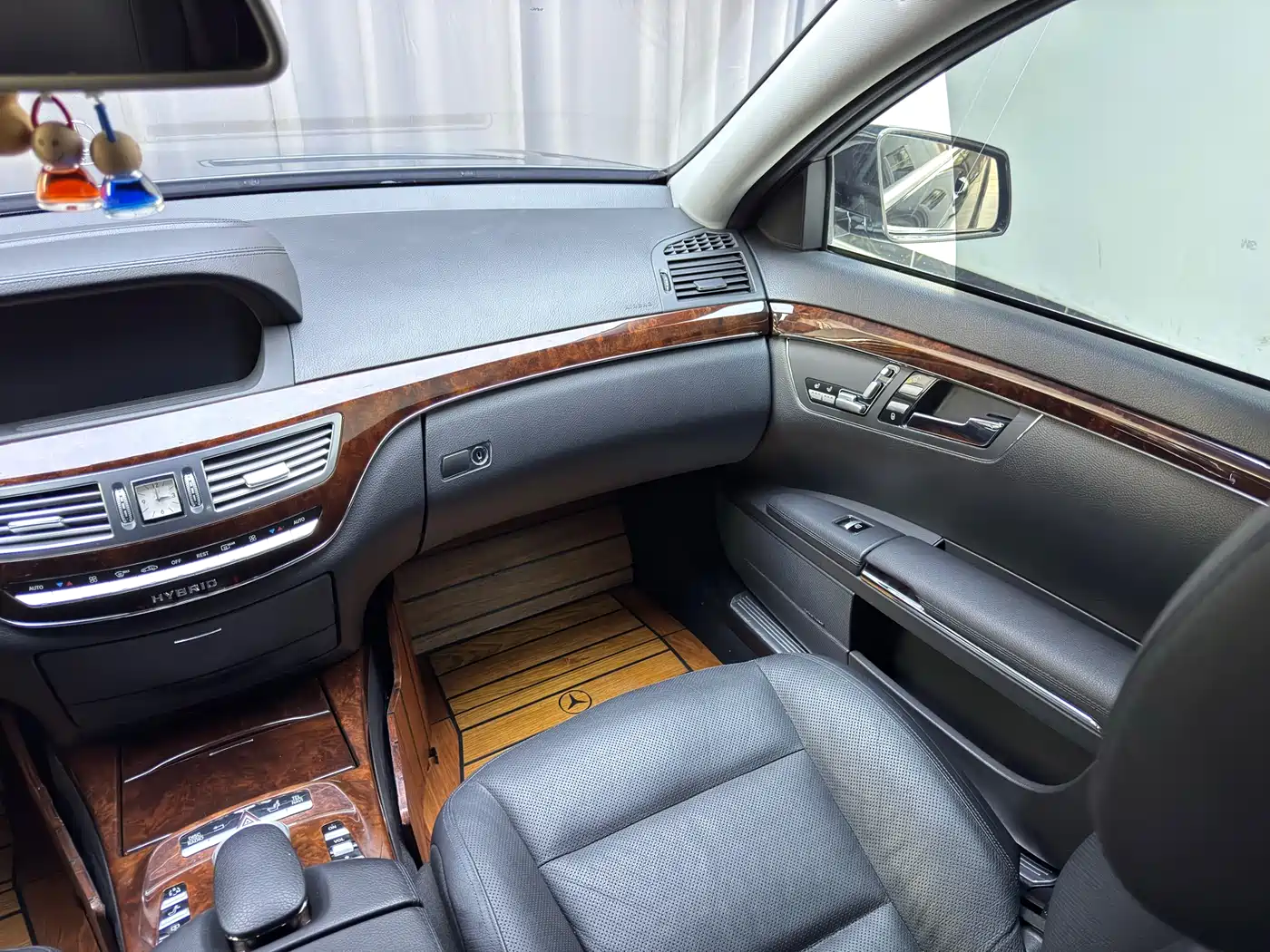 Mercedes-Benz S-Class 2012 S 400 L HYBRID Grand Edition фото 11