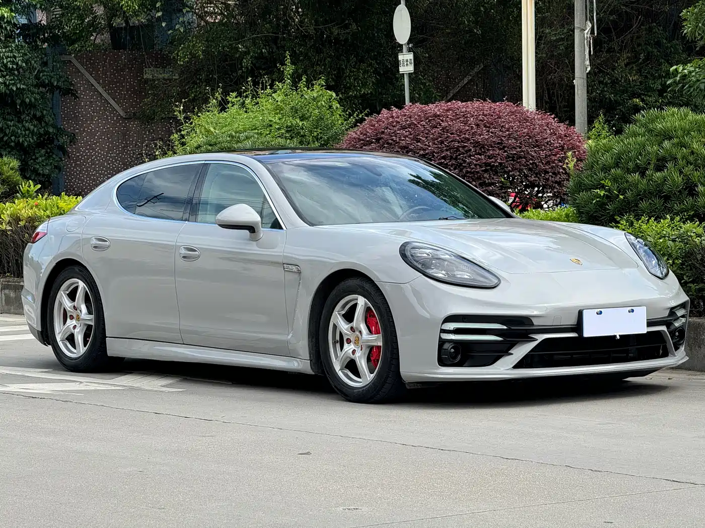 Porsche Panamera 2010 Panamera 3.6L фото 3