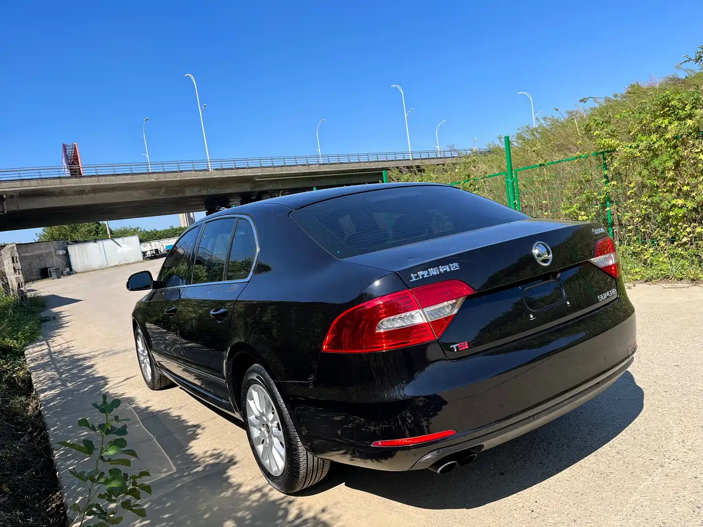 Škoda Superb 2013 1.8TSI Automatic Elite Edition фото 5