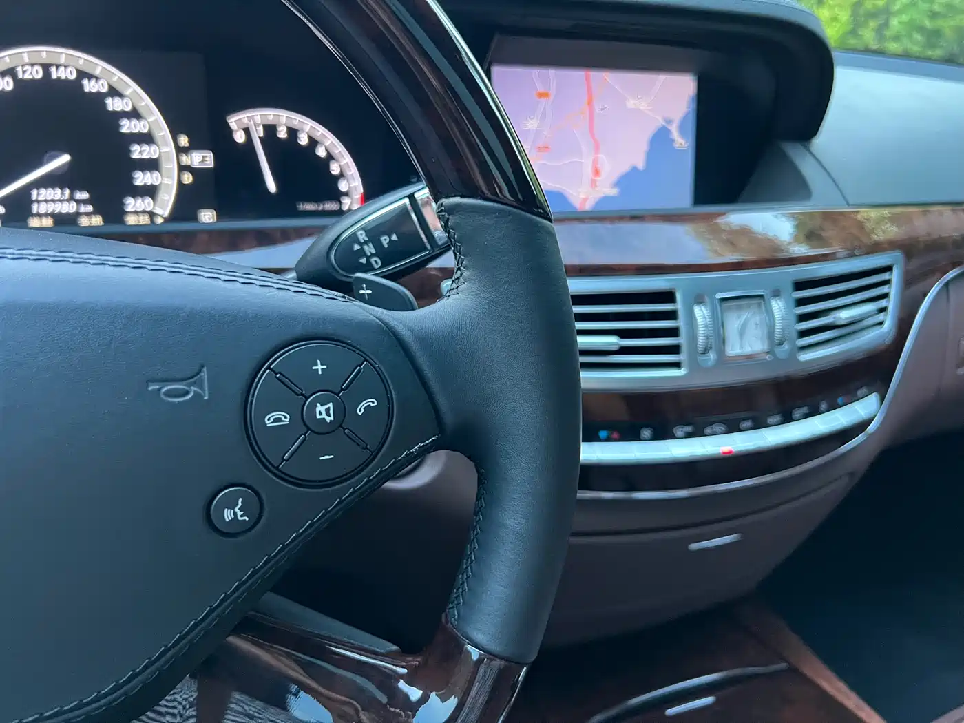 Mercedes-Benz S-Class 2010 S 350 L Luxury фото 25