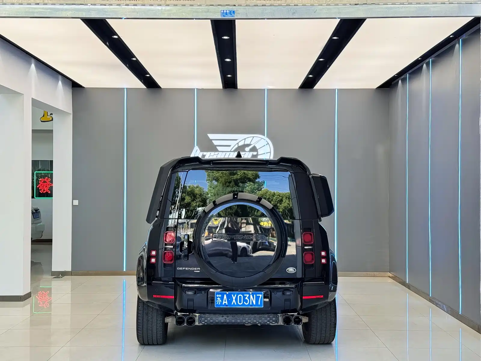 Фото 4 - Land Rover Defender
